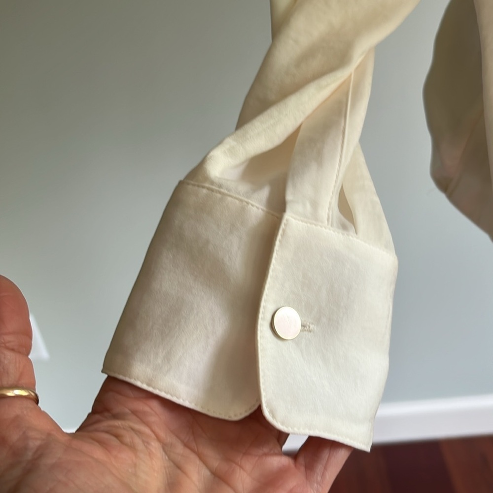 Elegant Cream Wrap Blouse - Picture 7 of 8